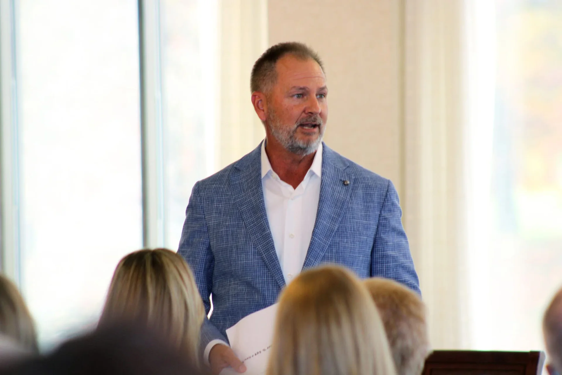 Bobby J speaking to buyers